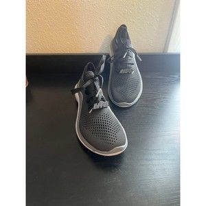 Crocs Womens Lite Ride 360 Pacer Shoes Black/Gray Size 8